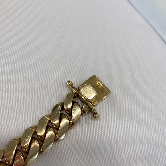 57g of 10k Cuban Link Bracelet - Picture 5 of 10